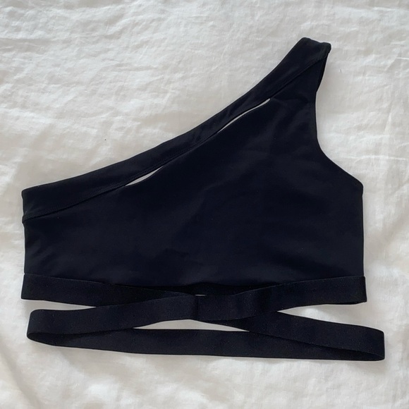 Koral Persist Blackout sports bra - Picture 3 of 4